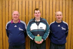 v.l.n.r: 2. Platz Helmut Felsch, Vereinsmeister Björn Brockmann, 2.Platz Heiko Meyer